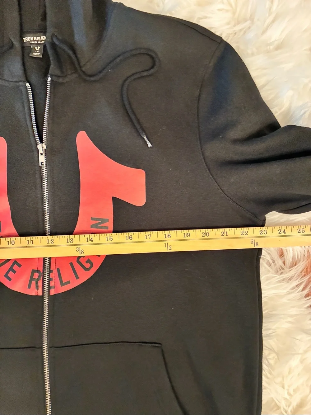 True Religion Mens Big Horseshoe TR Black Red Zip Hoodie Large 107182 *Flaw